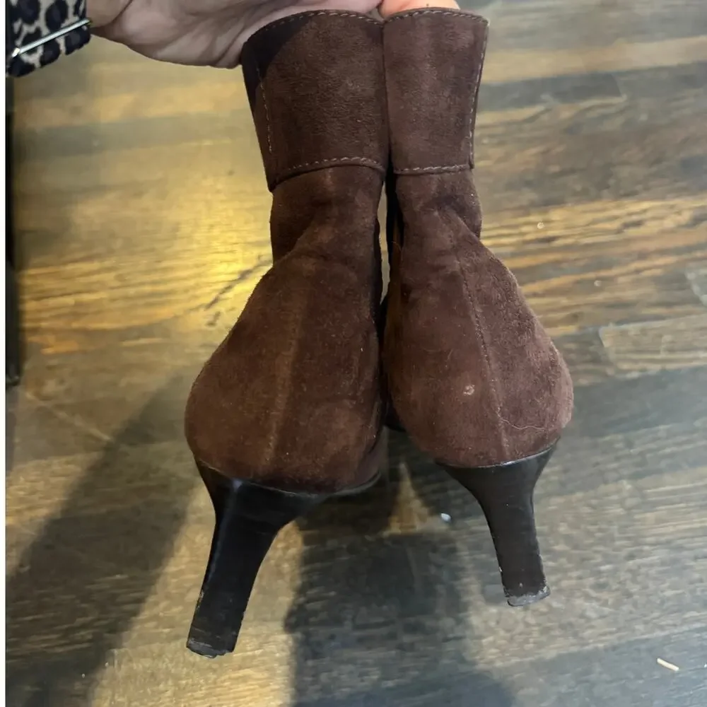 Ralph Lauren | Women's Brown Suede Ankle Boots Pointed Toe Kitten Heel Size 8